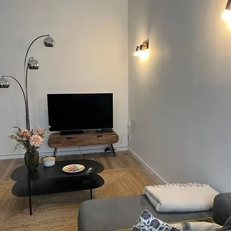 Place De La Republique - Centre Apartment Arles